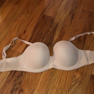 Wacoal Red Carpet Convertible strapless bra 34DD